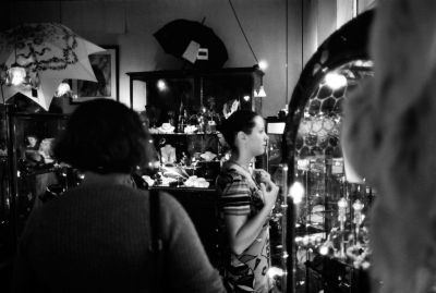 Série parisienne - 2
Pentax ME-Super
Ilford FP4+ 125 ISO
35mm f/2
