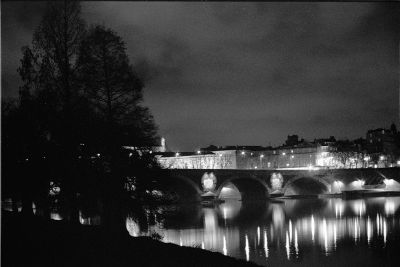 Pont Neuf la nuit
