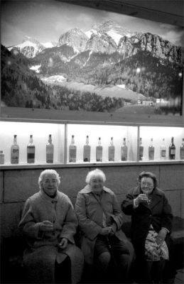 une cht'tite chartreuse?
à la distillerie de la grande chartreuse, avec les copines...
