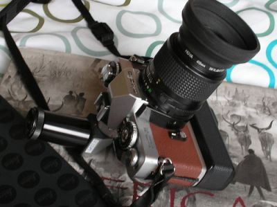 Mon Minolta XD 5
J'ai longtemps voulu un XD et j'ai fini par trouver ce XD-5 pour une bouchée de pain. Il était crasseux mais fonctionnel. Il est ici monté du Minolta MD 85/2 et équipé du winder D et d'un viseur d'angle.
Mots-clés: Minolta XD5 MD 85/2