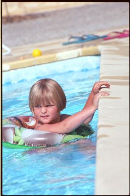 essai Contax Zeiss Tele-tessar 200mm
contax Aria - kodak ektar
