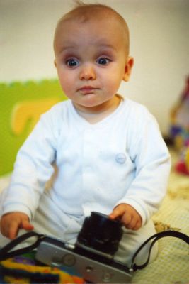 son premier appareil photo
ricoh 401 tls - fuji 400iso - 50mm 1.4
