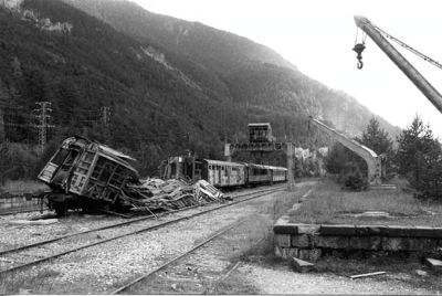 canfranc 1
dynax 700 si - 50mm 1.7 - hp5 + - scan de tirage
