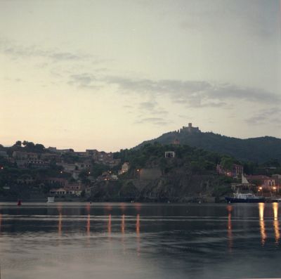collioure au petit matin
autocord CDS 1 - kodak 160 portra.
