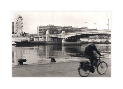 Roues en Seine
Mots-clés: Urbain