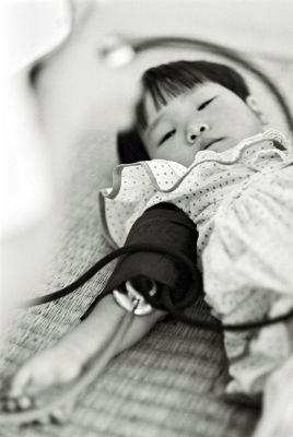 Ronds dans l'ô
Mots-clés: médecine vietnam  portrait bébé