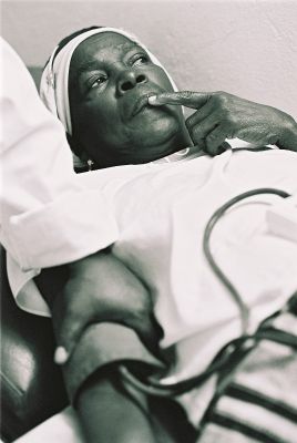 détachement
Mots-clés: medecine congo attente