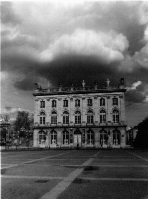 opera nancy
HP5+, scan de tirage
Praktica MTL 35mm

