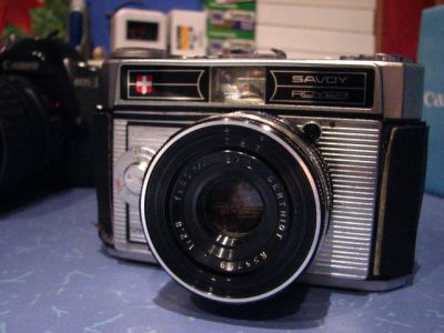 Royer Savoy 3F
Royer savoy 3f, objectif Berhiot 2,8/f50mm

mon petit dernier.
