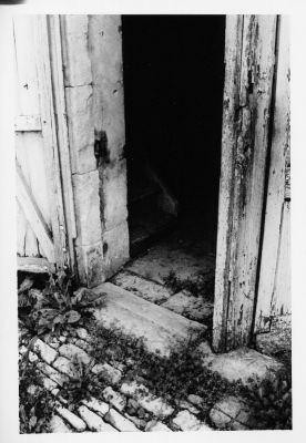 ruinesLezay2Light.JPG
