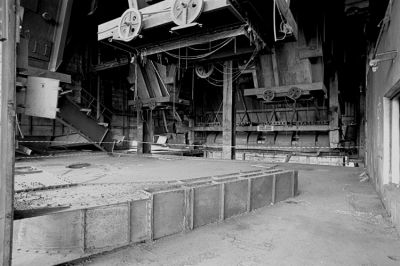 Centrale EDF abandonnée
Leica R6.2 SA21mm Tri-X 400 260iso PMK Pyro
