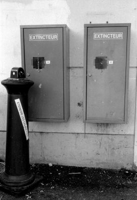 Extincteurs
Fomapan 400 320 iso hc 110 1er bain 1:32 2min, 2ème bain 1:180 10min Bessa R3M Nokton 40mm
