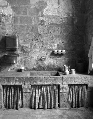 Fonfroide la cuisine
Toyo folding 20x25 Schneider SA 210mm Tri-X 320 à 160 iso Pyrocat HD Contact ziatype scan de tirage

