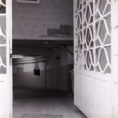 Garage
Blad 501 CM 50mm f8 Apx 100 PMK-pyro
