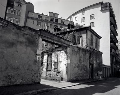Juste à côté 3
Bronica GS1 65mm Scala scan de dia
