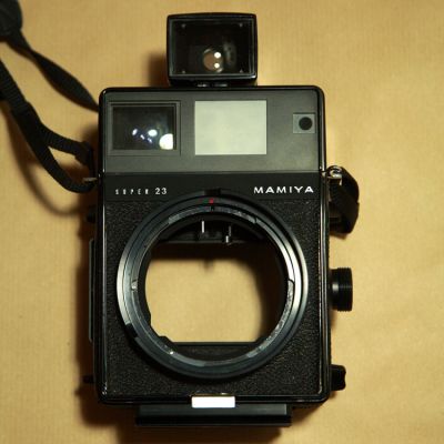 Mamiya Super 23 boitier face
