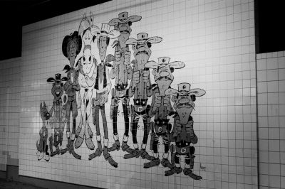 Peinture murale dans une station de métro
