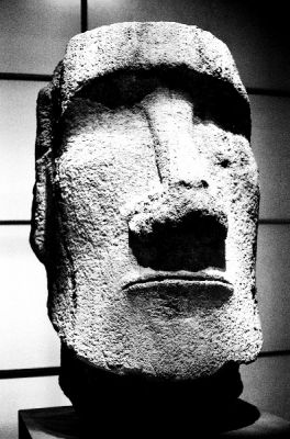 Pâques
Au Louvre, décembre 2000
EOS 500N + 50mm/1,8 + HP5
Mots-clés: Pâques visage Paris Louvre