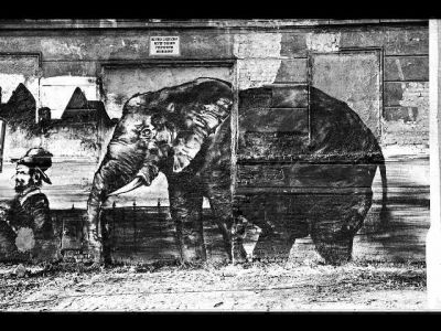 Ul. Mostowa- 1
Graph trouvé dans une ruelle près de la rue Mostowa- Poznan- Pologne
400Tri-X, scan de négatif
Mots-clés: Pologne poznan urbain graph