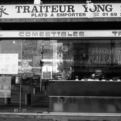 Plats à emporter comestibles
