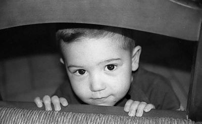 Lucas 2
Canon AE1, HP5.
Mots-clés: Lucas