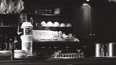 Au resto
Leica IIIc
Mots-clés: Montreal restaurant