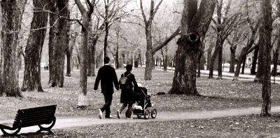 La promenade
Leica IIIc, lens Voigtlander 75 mm, Agfapan APX 100 ASA
Mots-clés: Montreal 
