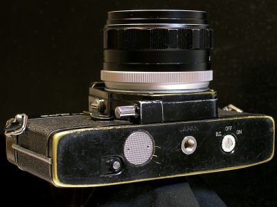 Minolta SRT 101
