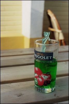 opale
contax 139Q, 50/1.4ML, portra 400NC
