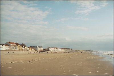 opale
contax 139Q, 50/1.4ML, portra 400NC
