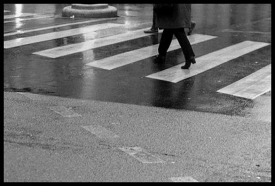 Le passage
Paris - hiver 2008
Nikon EM - 105/2.5
