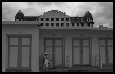 Trouville au printemps - 1
Nikon F3 - Nikkor 35/2 - Plus X
