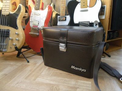 mamiya
