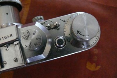 Leica III - dessus côté droit
