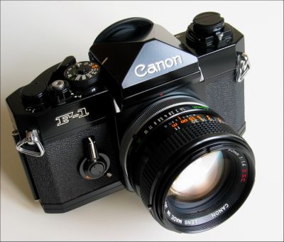 Canon F1
