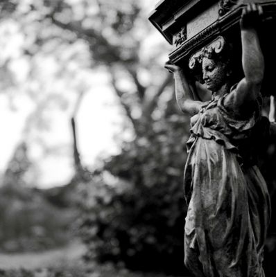 statue.jpg