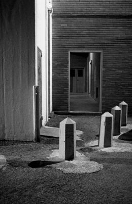Graphisme urbain
Toulouse vu au travers d'un Yashica Samourai X3.0
Mots-clés: Yashica Samourai Demi Format Toulouse Nuit