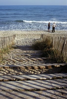 Zebrée
La méditerranée, ma chérie et un pote.

Fuji Sensia 100
Mots-clés: méditerranée Fuji Sensia
