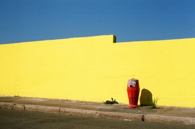Mur jaune
Mots-clés: jaune bleu rouge angers