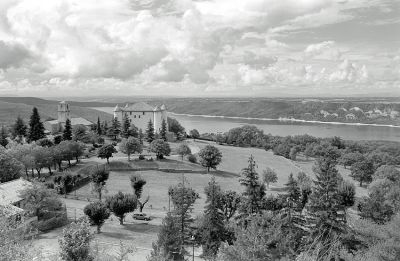 Scan-091101-0002v.jpg