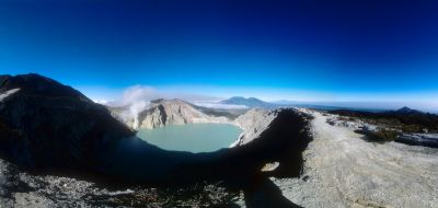 kawah-Ijen-crater.jpg