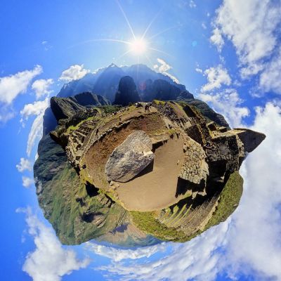 sat25-final-autre-version[Group_0]-pano-mpicchu-ptvue-haut-19_images-Stéréo-Bicubique-Aucun-Autopano_Pro_3_0_5_0000.jpg