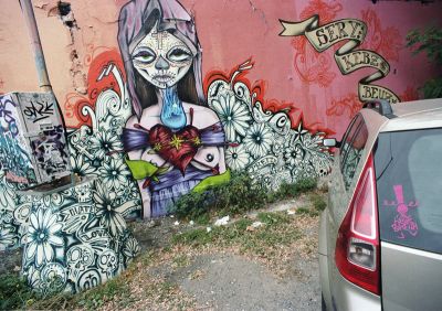 graff1
http://35mm-compact.com/album/albums/edit/preview_b1f8f5ef.jpg
Mots-clés: graffiti