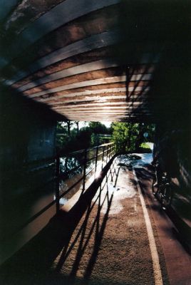 sous le pont
