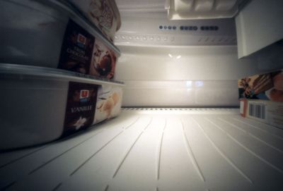 Sténopé pris de l(intérieur d'un congélateur. 

