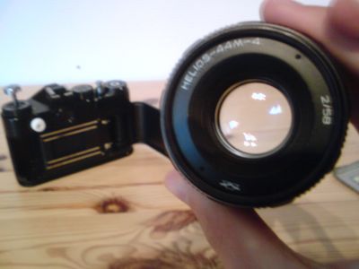 Helios 44M
HELIOS 44M 50/2
Bon état pour son âge
15€ avec boitier fdp out
