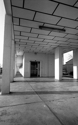 Contax IIa - Zeiss Biogon 21mm f/4,5 - Ilford HP5+ & LC29
