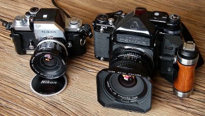 6x7 et Nikon F
Comparaison de taille
