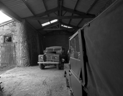 Land Rover
