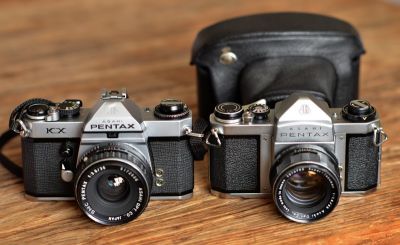 Pentax
